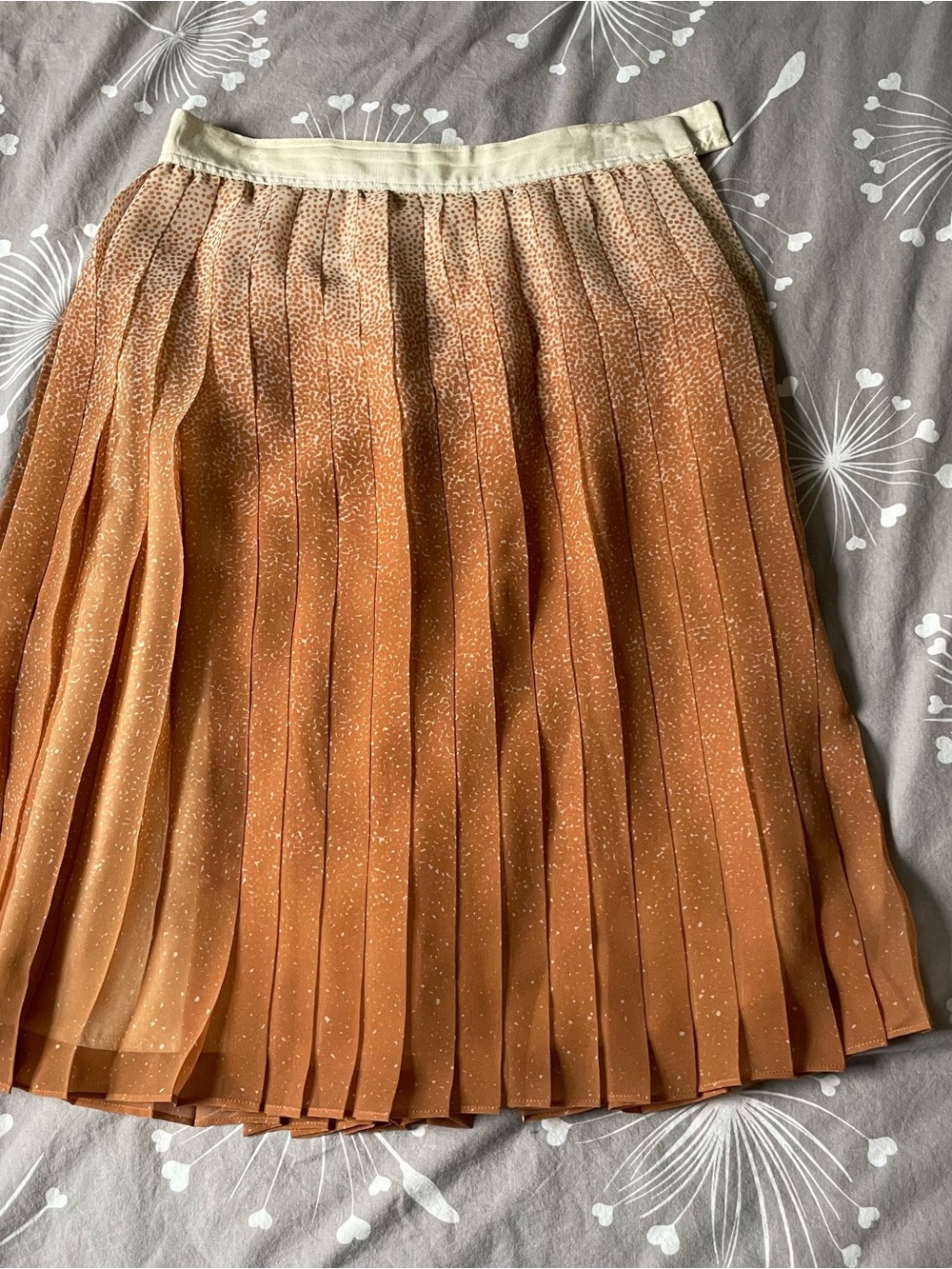 Pleated Midi Skirt in Peach